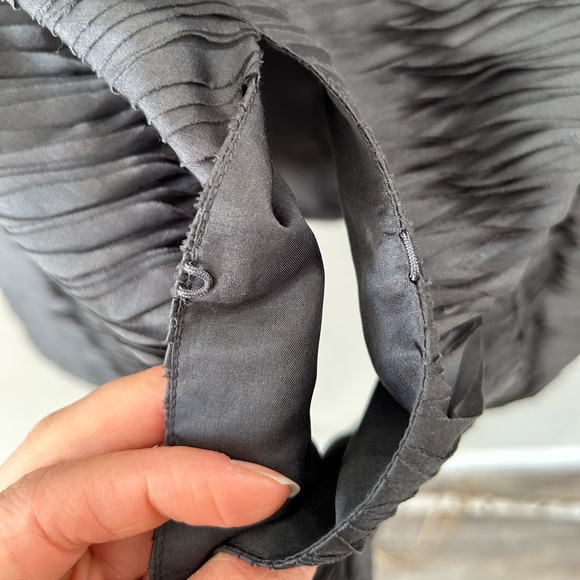 Eileen Fisher Elegant Graphite Grey Ripple Bindu Silk Evening Jacket - Picture 5 of 11